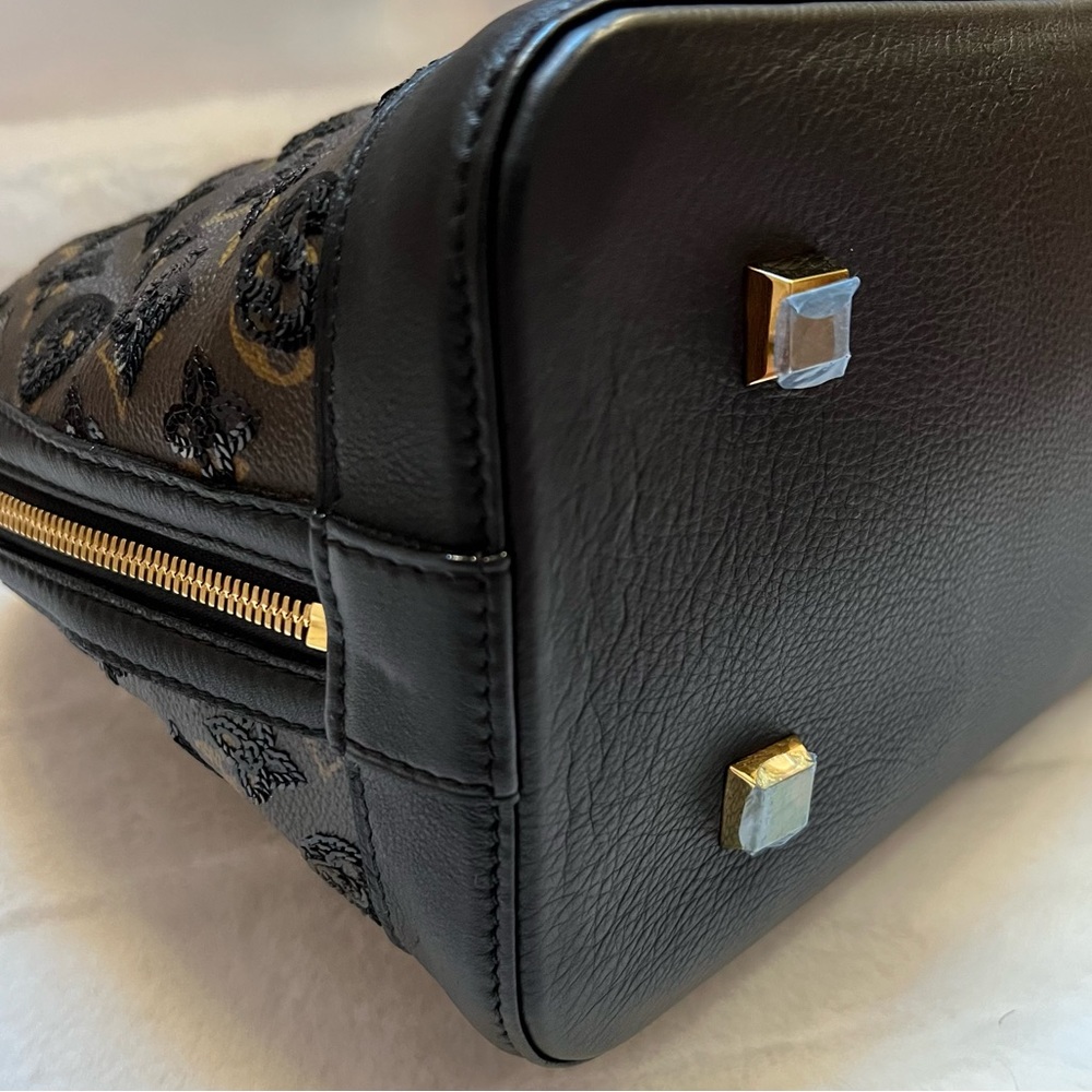Louis Vuitton Alma Monogram Eclipse -- Black Sequin Monogram Print - Picture 11 of 16